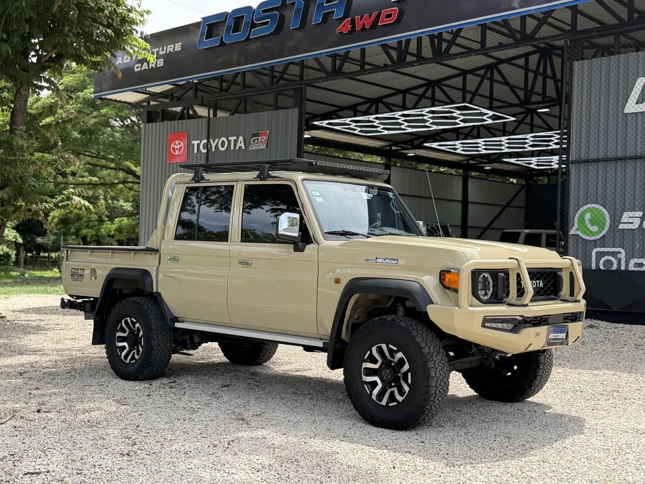 Toyota Land Cruiser 79 2.8 Automatic 2024